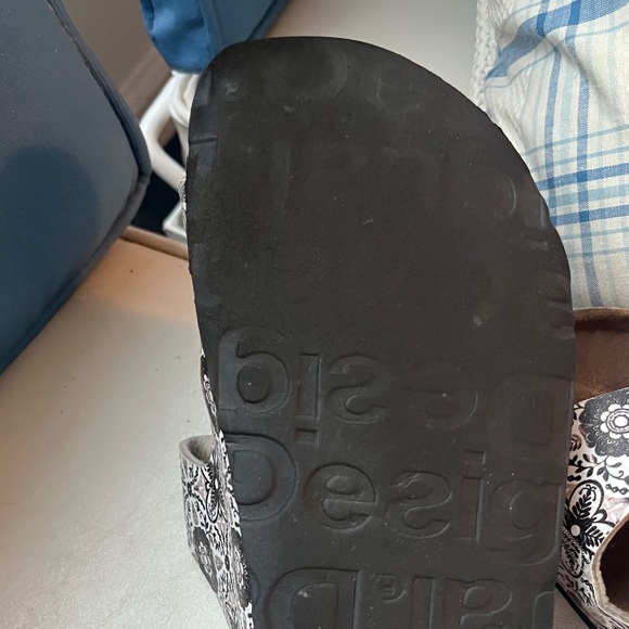 Desigual footbed sandals size 8 - Picture 3 of 11